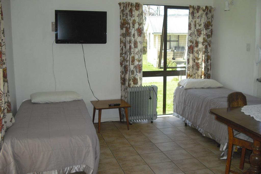 Te Aroha Holiday Park And Motels Szoba fotó